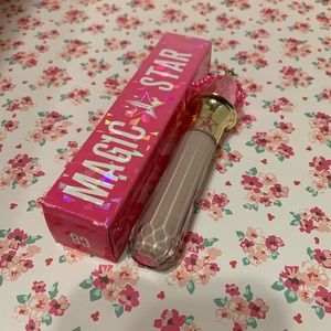 Jeffree Star Magic Star Concealer C8